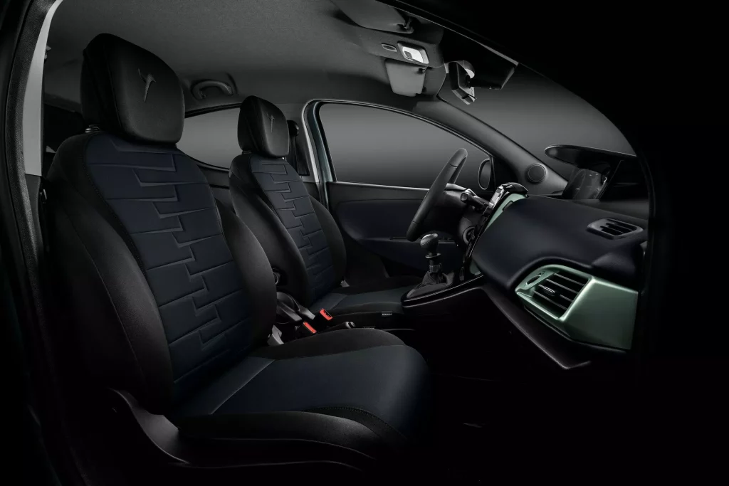 2023 Lancia Ypsilon. Imagen interior.