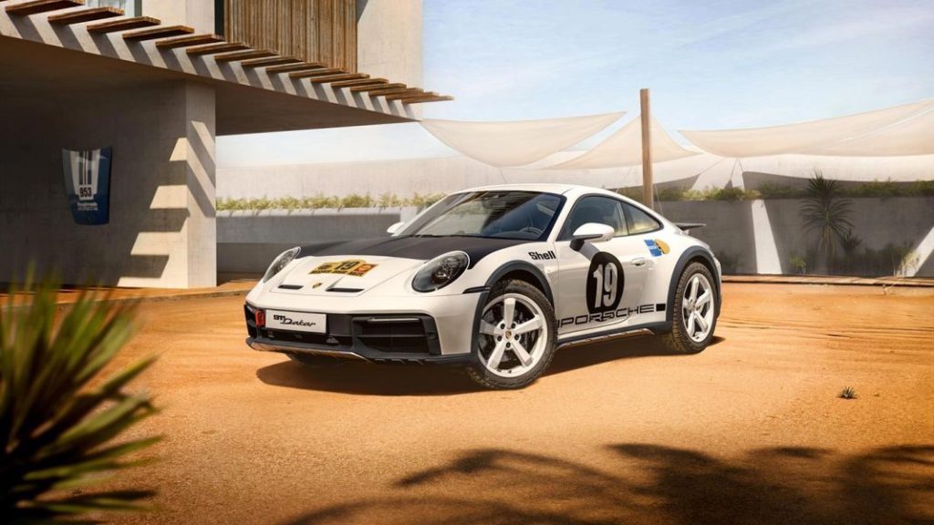 Porsche 911 Dakar: así son las decoraciones más exclusivas 8 Motor16 2023 Porsche 911 Safari 1971 decoracion 1 Motor16