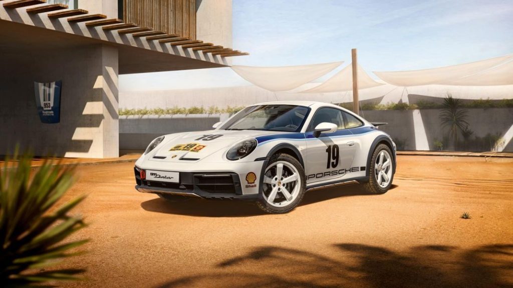 Porsche 911 Dakar: así son las decoraciones más exclusivas 18 Motor16 2023 Porsche 911 Safari 1974 decoracion 1 Motor16
