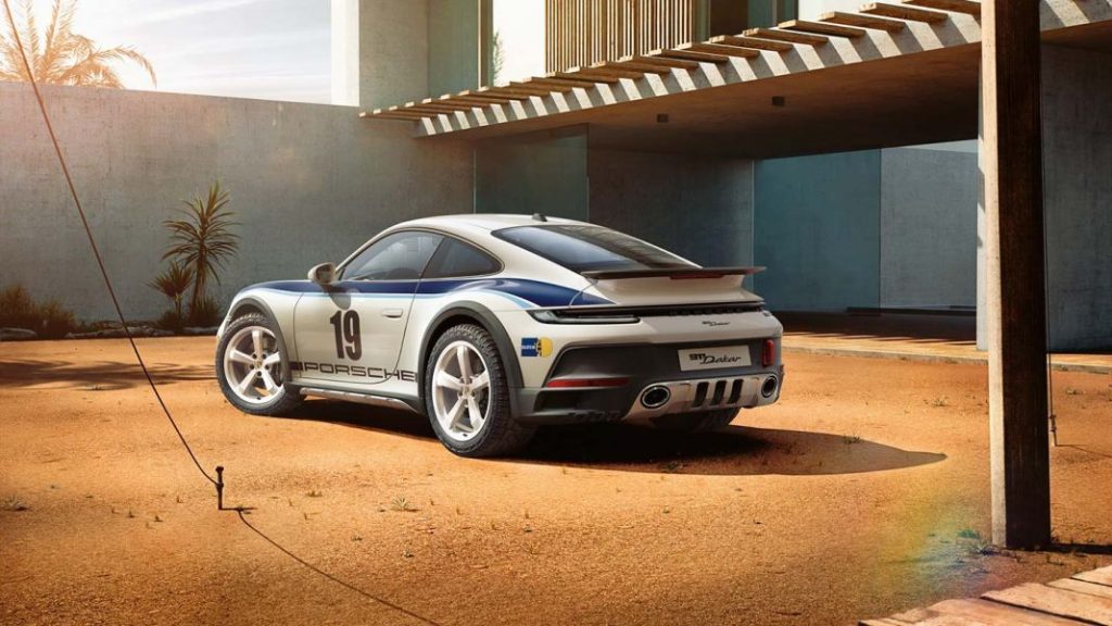 Porsche 911 Dakar: así son las decoraciones más exclusivas 20 Motor16 2023 Porsche 911 Safari 1974 decoracion 3 Motor16