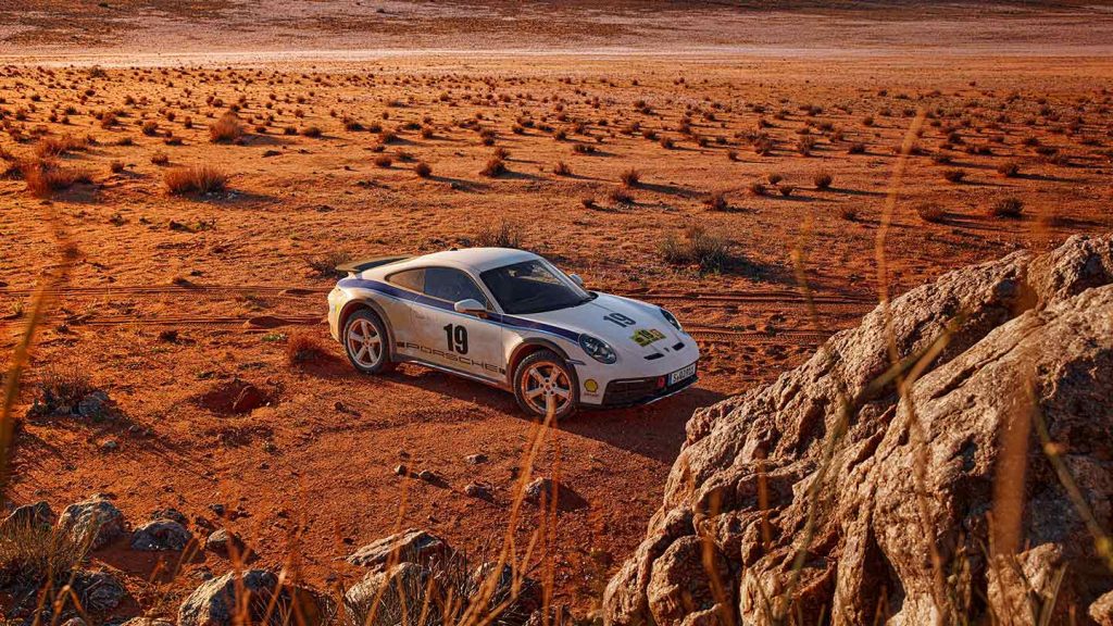 Porsche 911 Dakar: así son las decoraciones más exclusivas 21 Motor16 2023 Porsche 911 Safari 1974 decoracion 4 Motor16