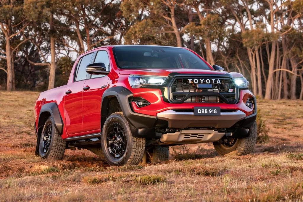2023 Toyota Hilux GR Sport Australia. Imagen estática frontal.