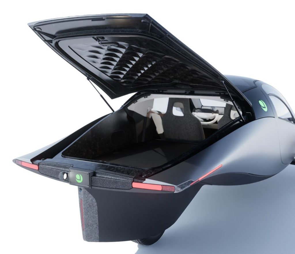 Aptera Launch Edition: el coche solar ya está aquí 3 Motor16 2023 Aptera Launch Edition. Imagen detalle maletero.
