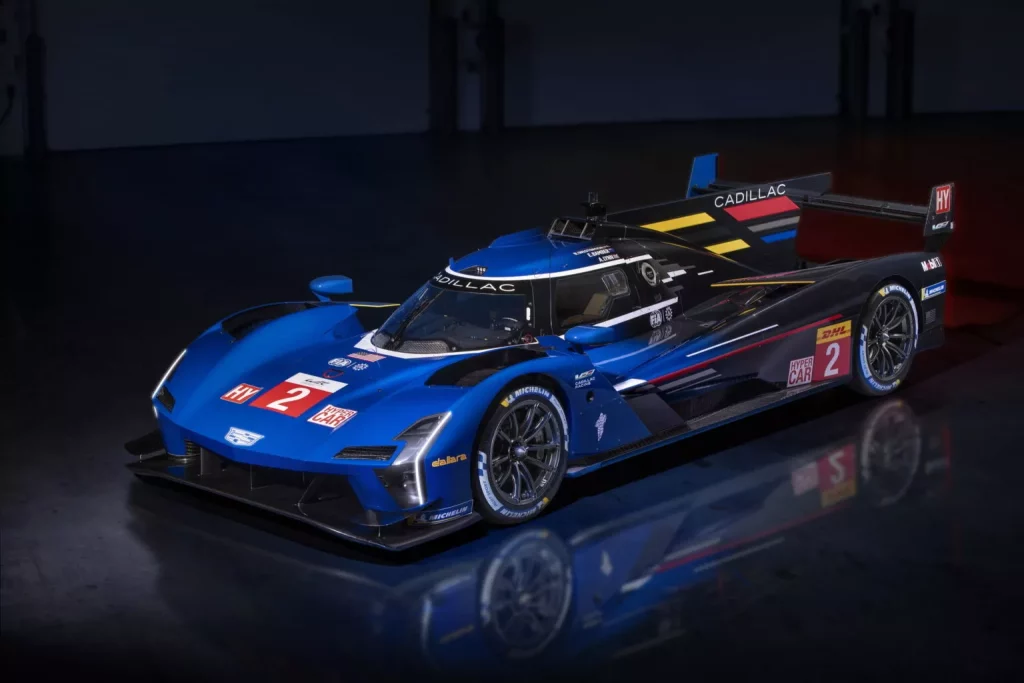 2023 Cadillac V-LMDh. Imagen unidad de color azul.