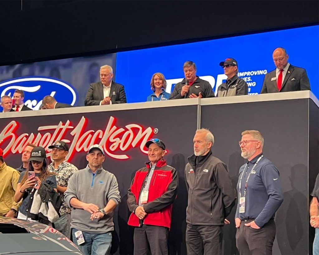 Este Ford Mustang GT ha costado 20 veces más que uno 'normal' 11 Motor16 2023 ford mustang gt barrett jackson subasta 7 Motor16