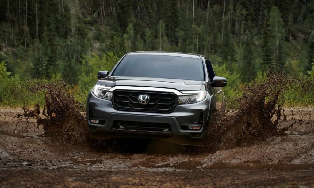2023 Honda Ridgeline. Imagen off-road.