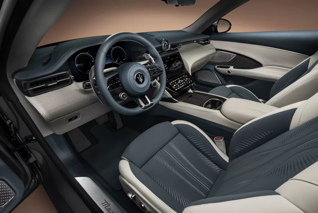 2023 interior Maserati GranTurismo Folgore 3 Motor16