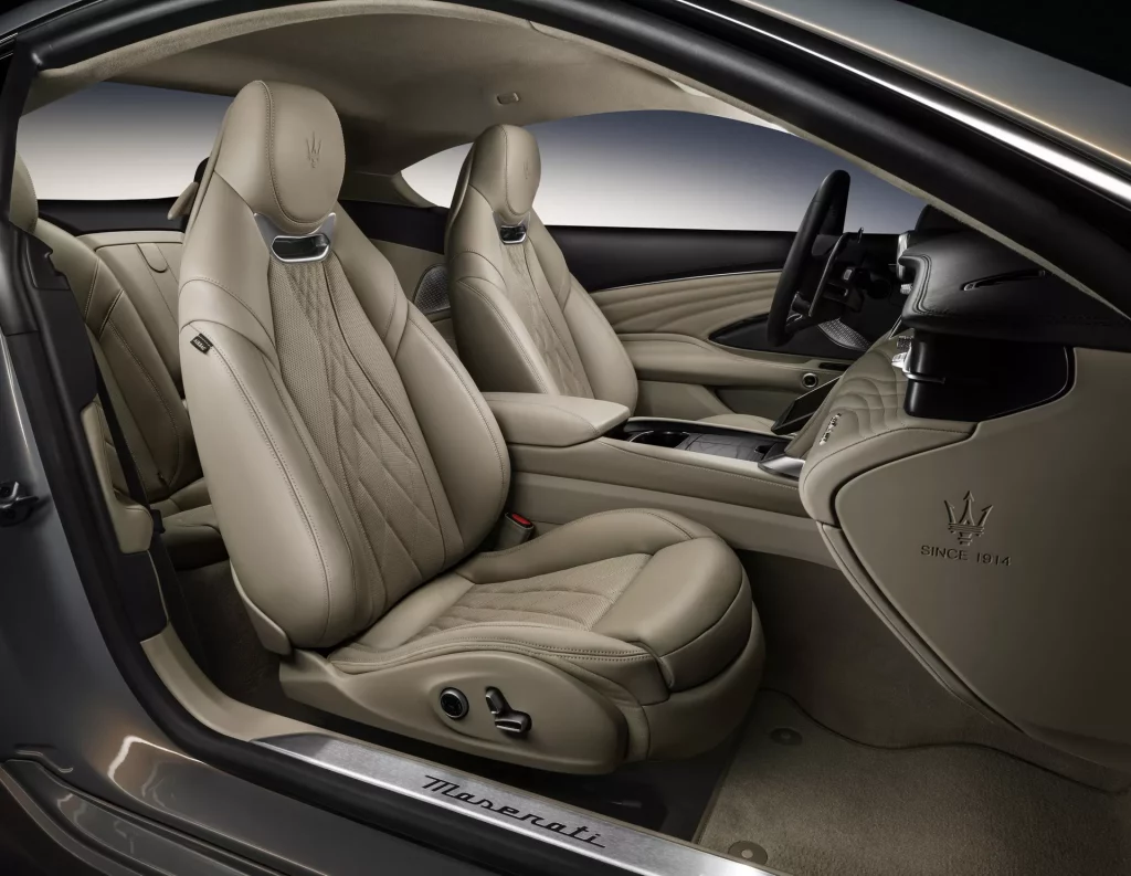 2023 interior Maserati GranTurismo Modena 5 Motor16