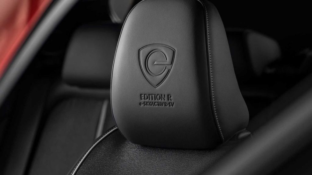 Mazda MX-30 e-Skyactiv R-EV: el motor rotativo regresa a casa 38 Motor16 2023 mazda mx 30 e skyactiv r ev 17 Motor16