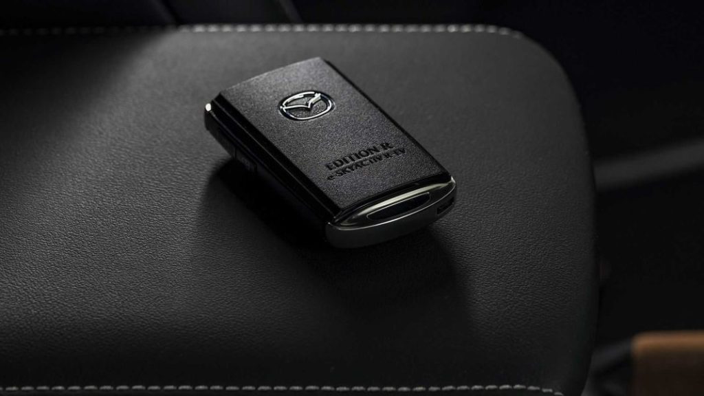 Mazda MX-30 e-Skyactiv R-EV: el motor rotativo regresa a casa 39 Motor16 2023 mazda mx 30 e skyactiv r ev 18 Motor16