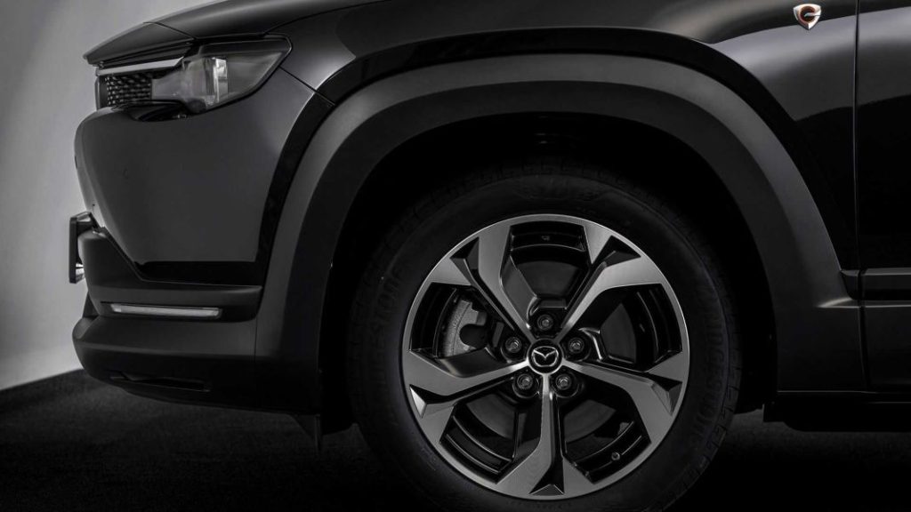 Mazda MX-30 e-Skyactiv R-EV: el motor rotativo regresa a casa 26 Motor16 2023 mazda mx 30 e skyactiv r ev 33 Motor16