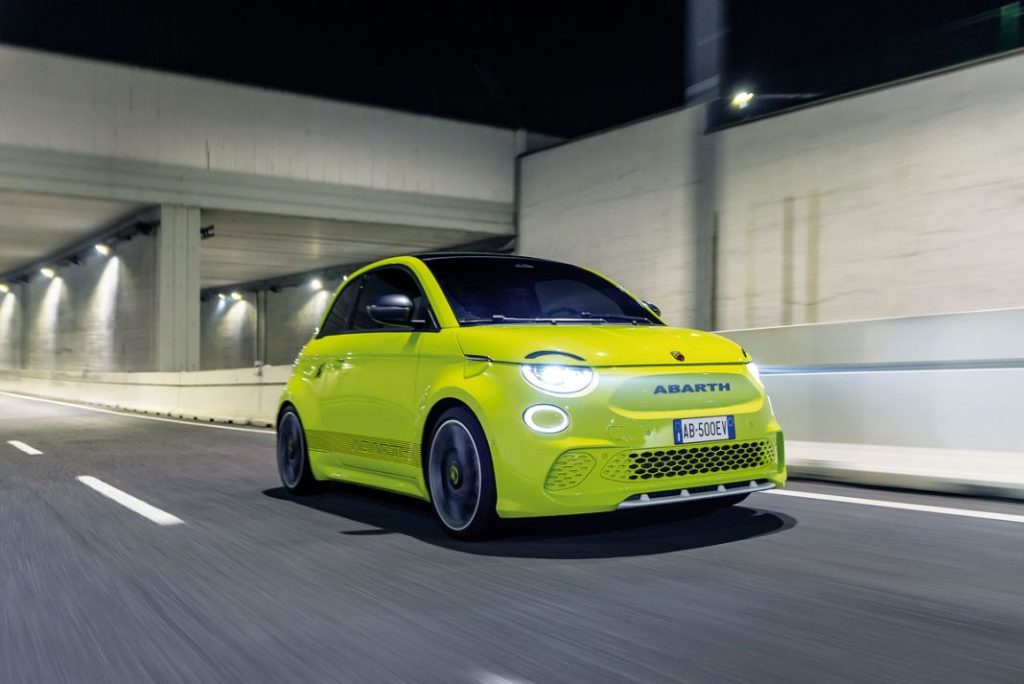 1.949 ‘Escorpiones’ andan sueltos 5 Motor16 ABARTH 500E.jpeg Motor16