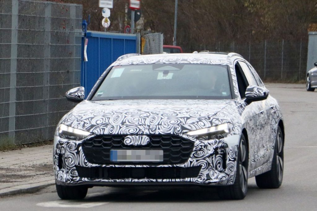 Nuevo estilo de camuflaje para el Audi A4 Avant 3 Motor16 Audi A4 Avant less camo 1 Motor16