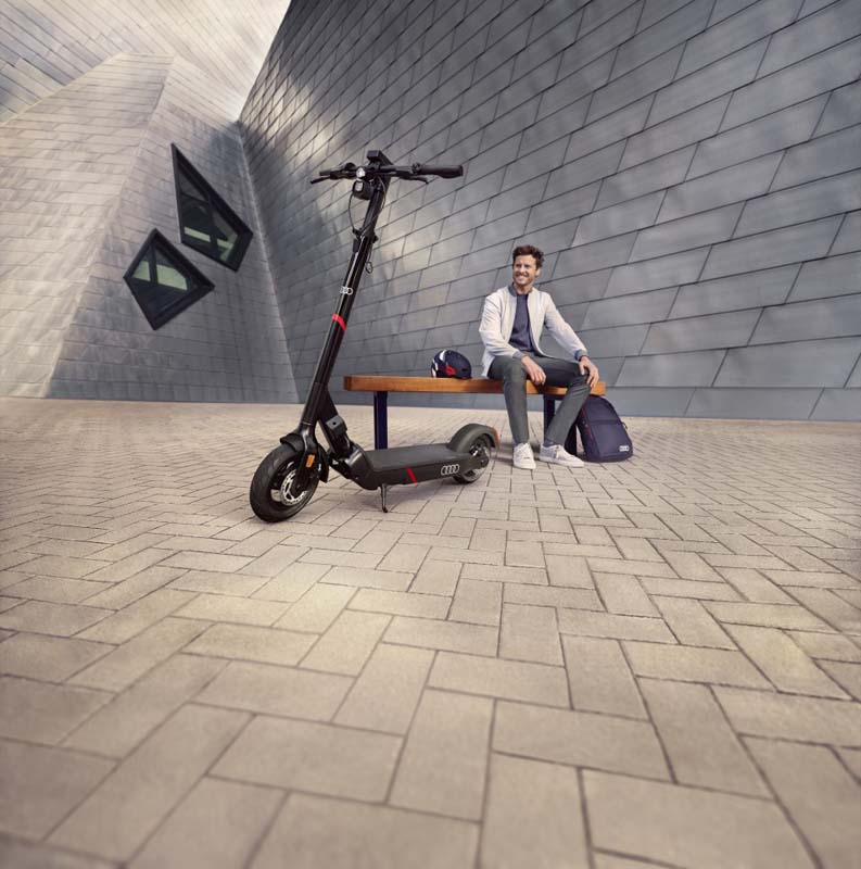 Audi presenta su opción más eficiente 2 Motor16 Patinete eléctrico Audi.