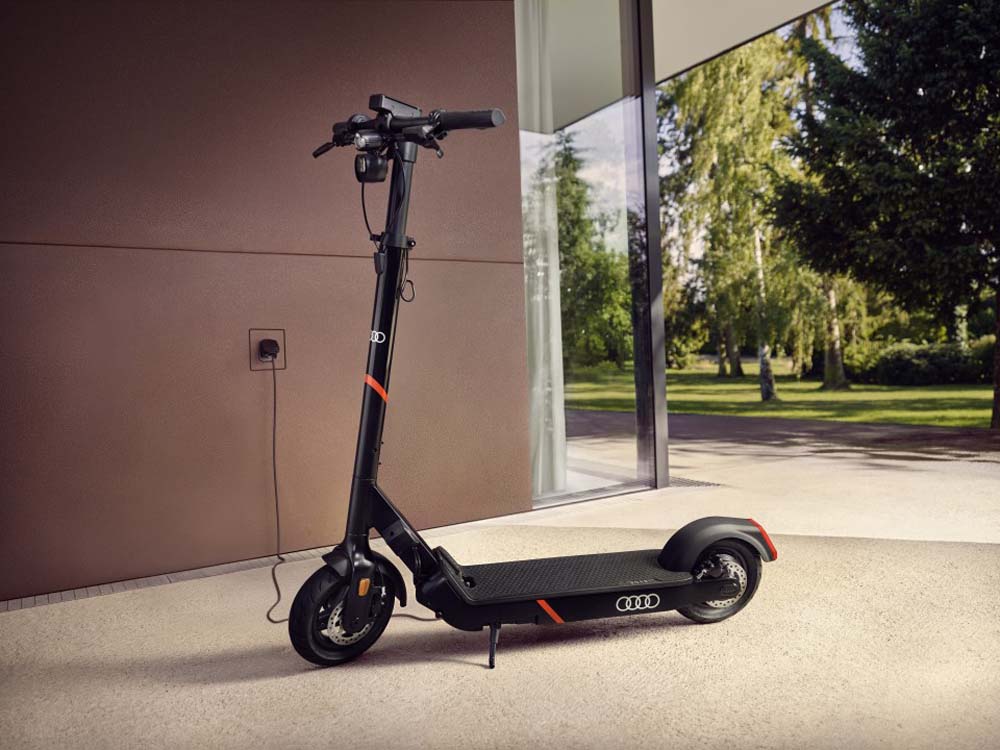 Audi presenta su opción más eficiente 1 Motor16 Patinete eléctrico Audi.