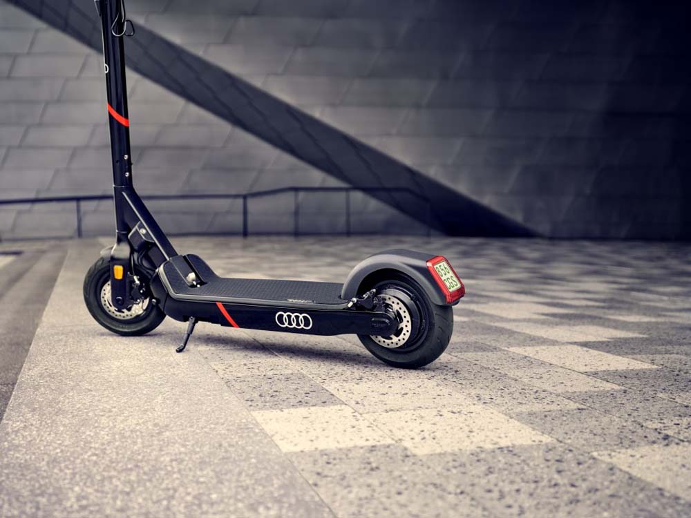 Audi presenta su opción más eficiente 12 Motor16 Audi patinete electrico 9 Motor16