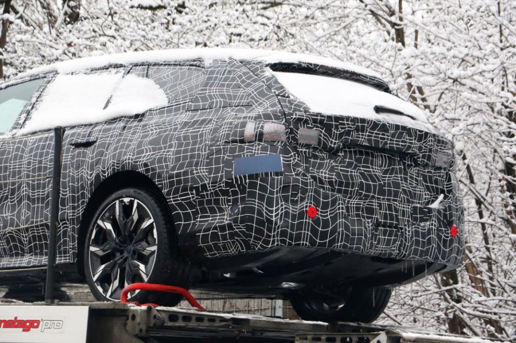 BMW i5 Touring 17 Motor16