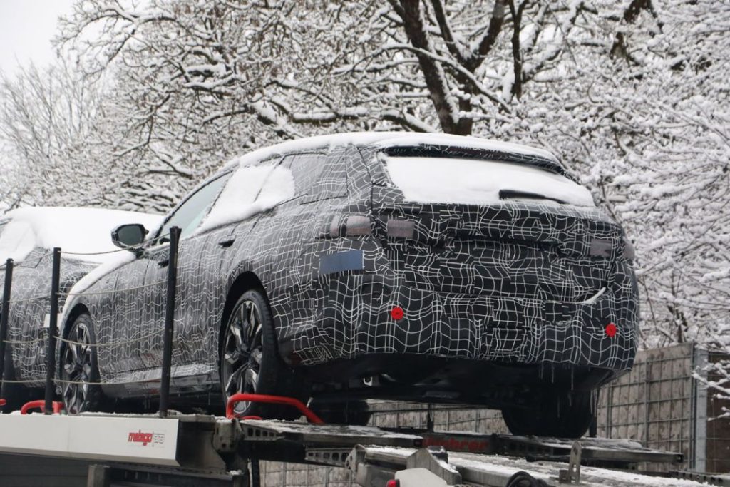 BMW i5 Touring 22 Motor16