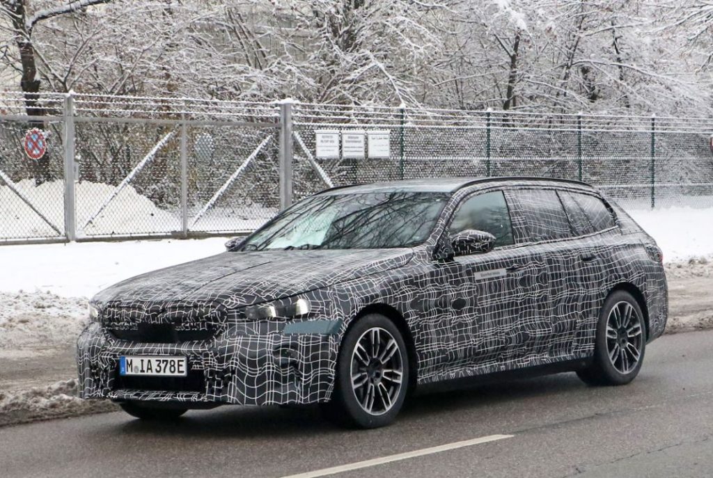 BMW i5 Touring 4 Motor16