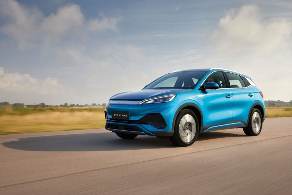 Novedades 2023: Abarth, Aiways, Alfa Romeo, Alpine, Audi, BMW y BYD 25 Motor16 BYD ATTO 3 15 Motor16