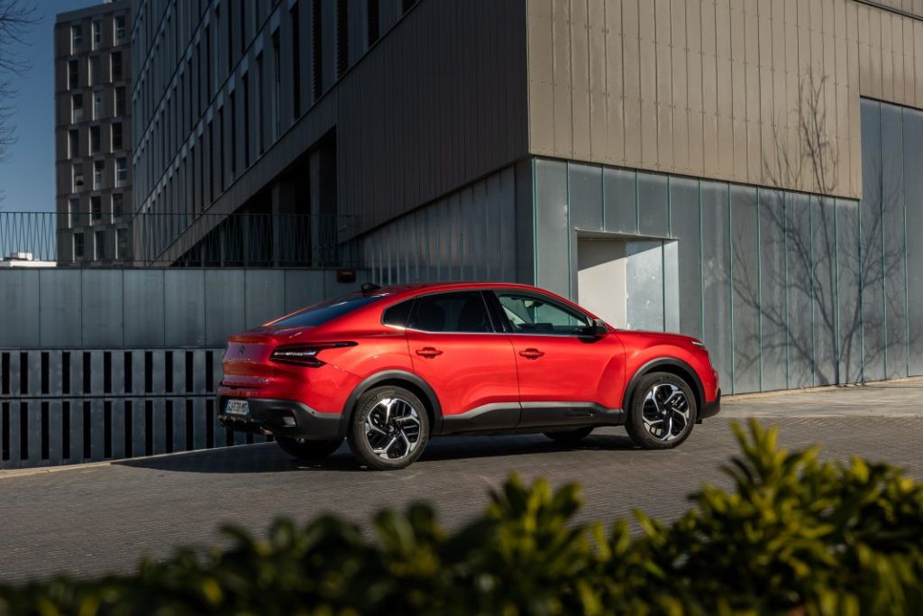 Citroën C4 X, la era post SUV se fabrica en Madrid 7 Motor16 C4 X PureTech 019 Motor16