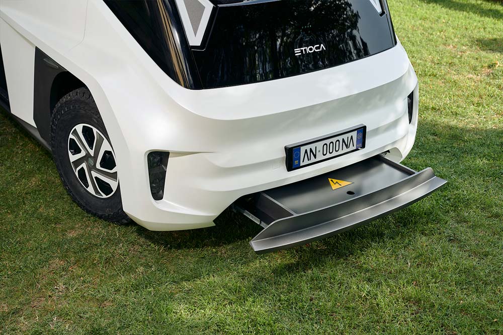 Así será el futuro taxi: eléctrico, amplio y sin necesidad de comprarlo 11 Motor16 ETIOCA presenta su taxi electrico 7 Motor16