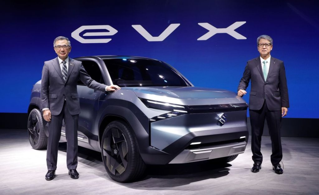 Nace el primer SUV eléctrico de Suzuki 10 Motor16 GlobalpremiereofConceptElectricSUVeVXatMarutiSuzukiPavilionAutoExpo23 Motor16