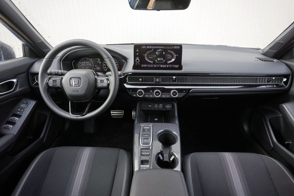 Prueba Honda Civic e:HEV. A su manera 2 Motor16 Honda Civic