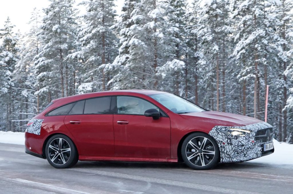 Le toca pasar frío al Mercedes CLA Shooting Brake 6 Motor16 Mercedes CLA SB facelift 4 Motor16