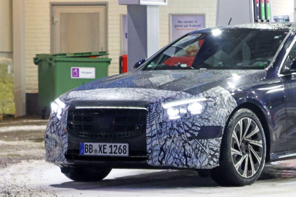 La nueva iluminación que prepara Mercedes en el Clase E 3 Motor16 Mercedes E 2 Motor16