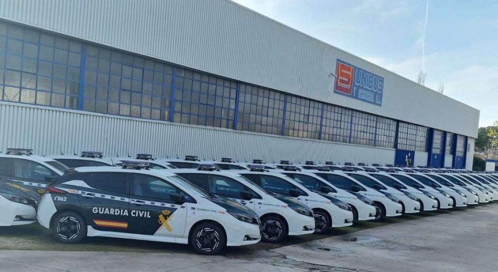 La Guardia Civil sigue estrenando coches y ahora son eléctricos 8 Motor16 NISSAN LEAF GUARDIA CIVIL4 Motor16