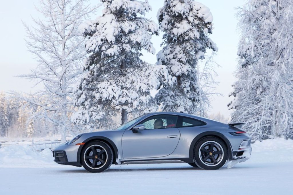 Porsche 911 Dakar: del desierto a la nieve 7 Motor16 Porsche 911 Dakar real life 5 Motor16