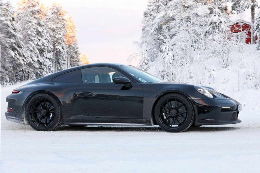 El Porsche 911 ST juega en la nieve 9 Motor16 Porsche 911 ST Winter 7 Motor16