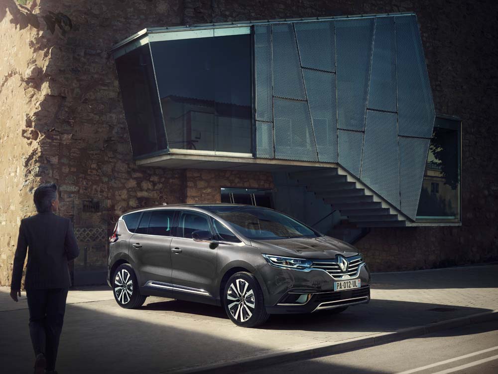 Renault Espace, el nuevo SUV de 7 plazas que llegará en primavera 4 Motor16 Ultima generación del Renault Espace.