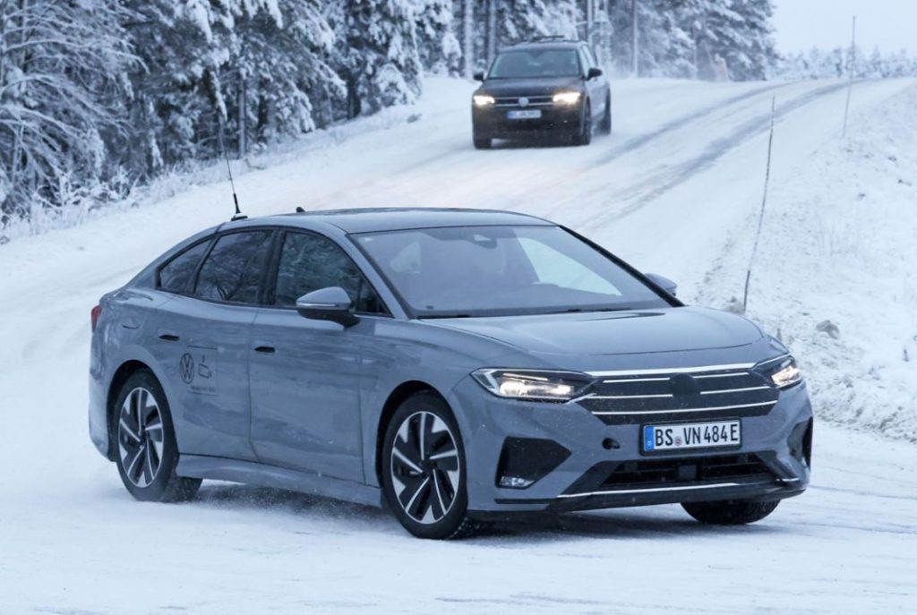 El Volkswagen ID.7, ahora en color gris 4 Motor16 Volkswagen ID.7 grey 2 Motor16