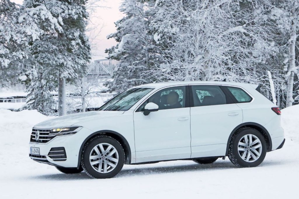 El nuevo Volkswagen Touareg está casi listo 31 Motor16 Volkswagen Touareg facelift 29 Motor16