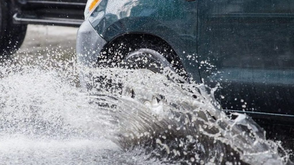 La solución definitiva para evitar el aquaplaning con tu coche 3 Motor16 AIS