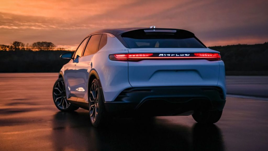 Así serán las inmensas pantallas de los coches de Peugeot y Citroën y del resto de marcas de Stellantis 2 Motor16 pantallas