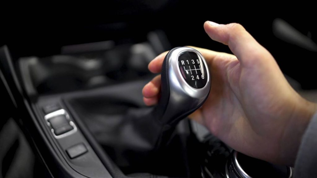 7 cosas que han desaparecido, o desaparecerán, en los coches modernos 188 Motor16 manual