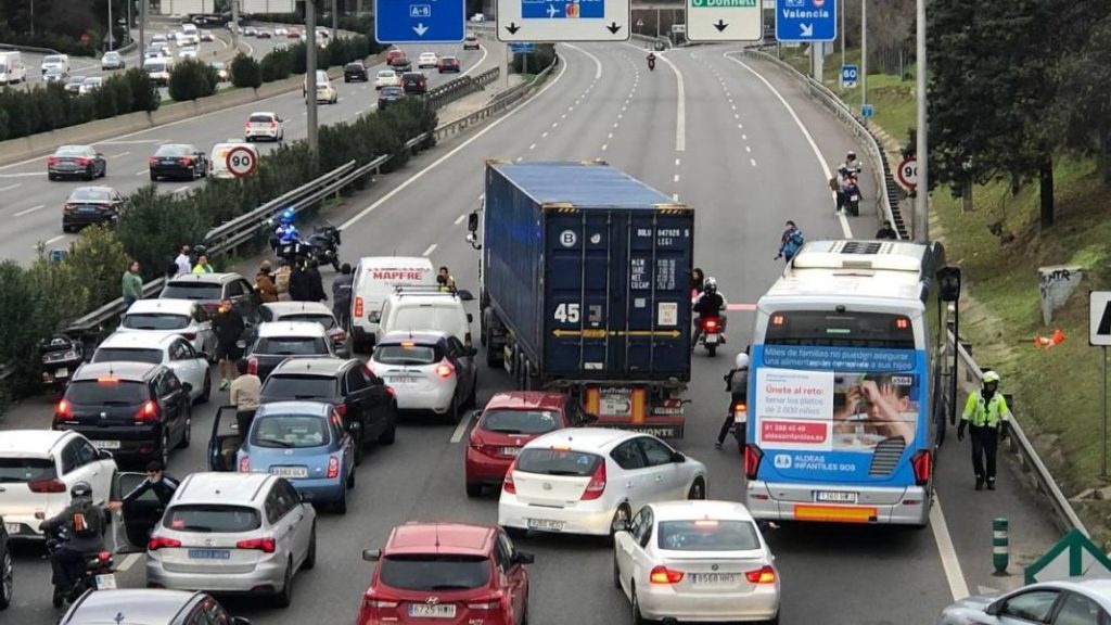 Solo en estos cuatro casos podrás circular por la M-30 con tu coche sin etiqueta de la DGT 107 Motor16 DGT