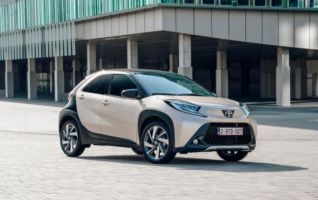 Los SUV más baratos que podrás comprar en 2023 96 Motor16 Toyota