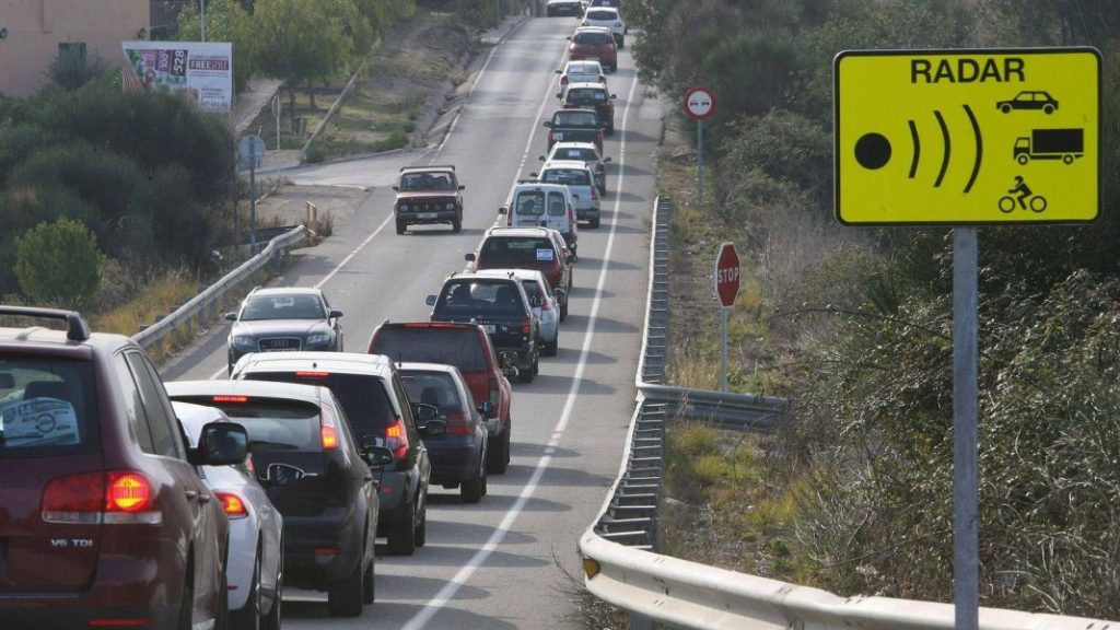 Radares de punto: así son, así funcionan y así son las multas que te pueden poner 117 Motor16 ubicaciones