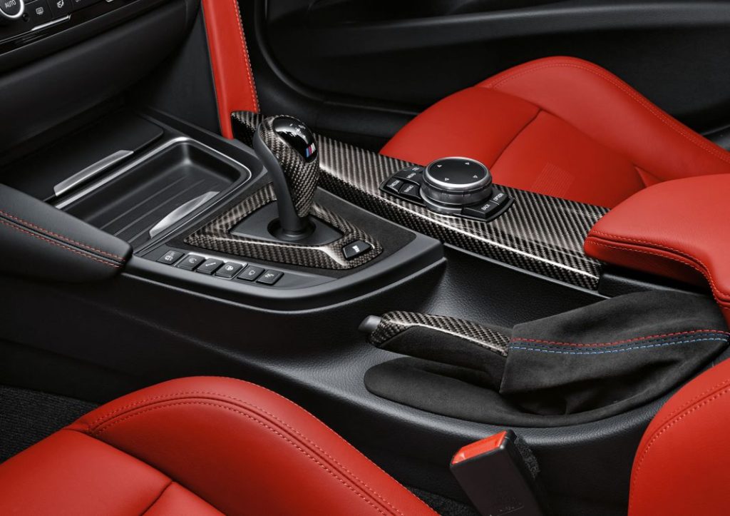 7 cosas que han desaparecido, o desaparecerán, en los coches modernos 185 Motor16 freno