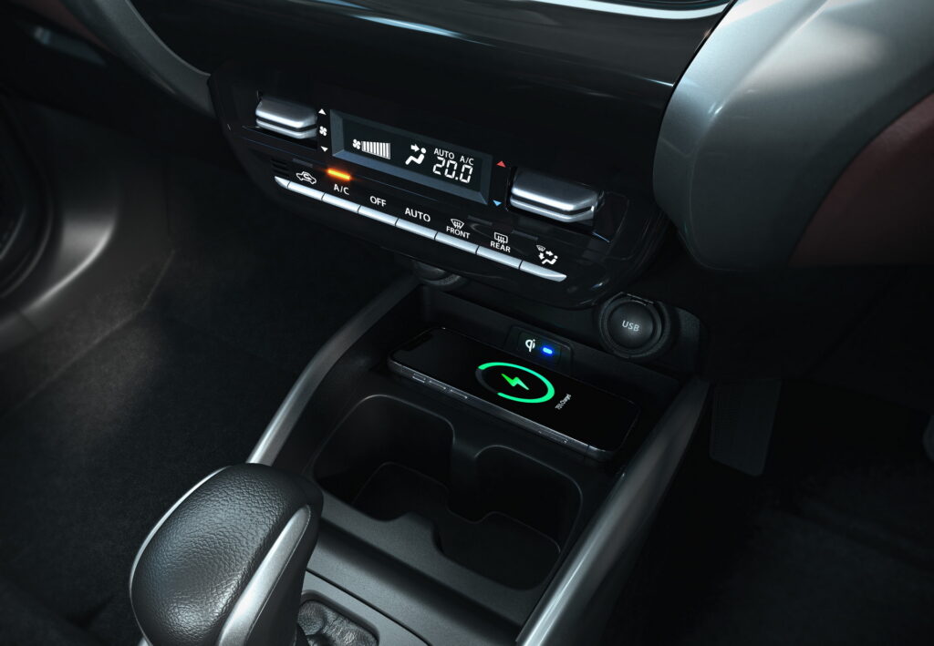 Fronx, así es el nuevo SUV compacto de Suzuki 14 Motor16 https www.carscoops.com wp content uploads 2023 01 Maruti Suzuki Fronx 14 1024x709 1 Motor16