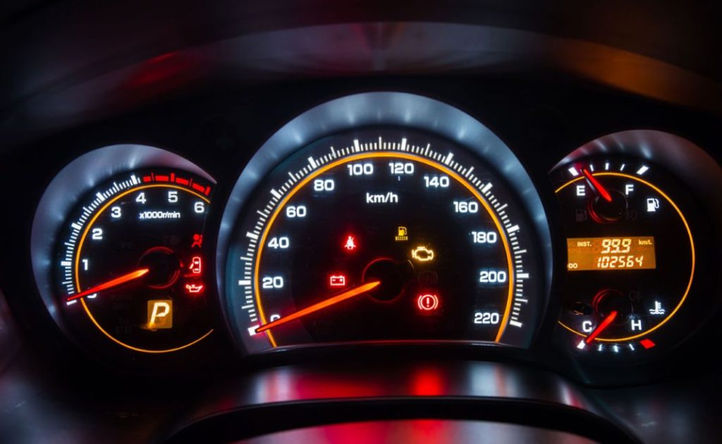 7 cosas que han desaparecido, o desaparecerán, en los coches modernos 184 Motor16 coches