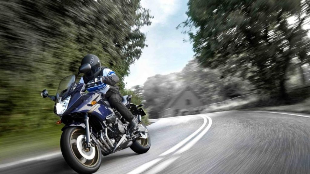 Conducción 'flow': esto es y así avisa la DGT de su peligro 161 Motor16 moto