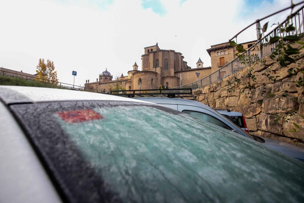 ¿Vuelves de vacaciones? Al mal tiempo, seguridad al volante 2 Motor16 vehiculo luna helada diciembre 2022 solsona lleida catalunya espana Motor16