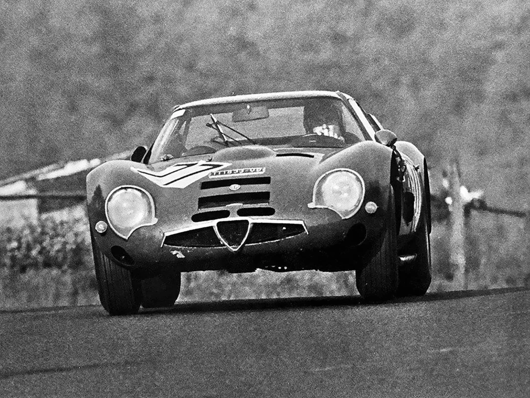 1965 Alfa Romeo Giulia TZ2. Imagen portada.