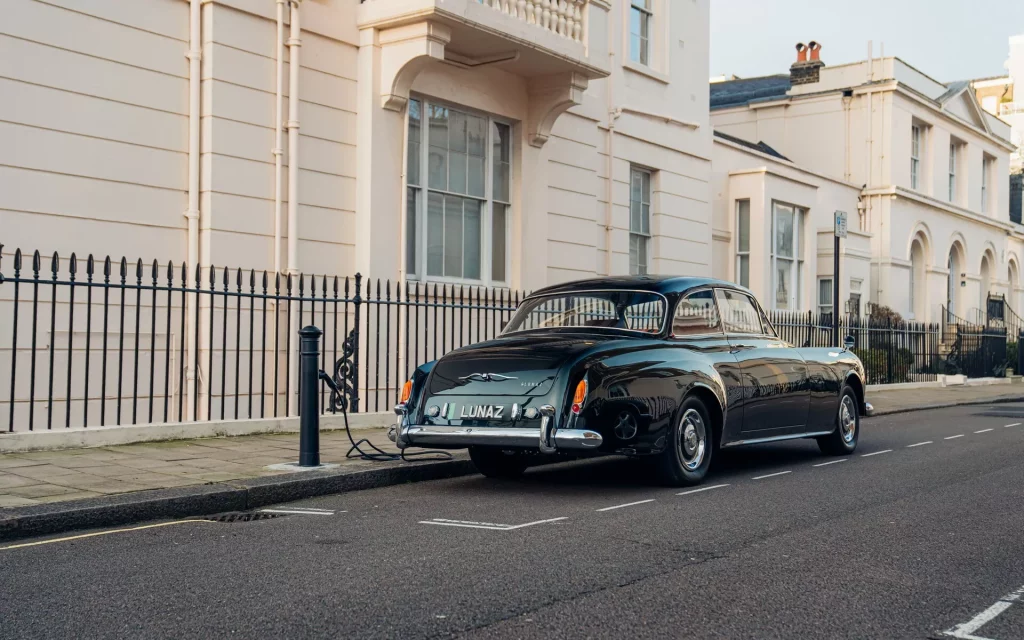1961 Lunaz Bentley S2 Continental EV 1 Motor16