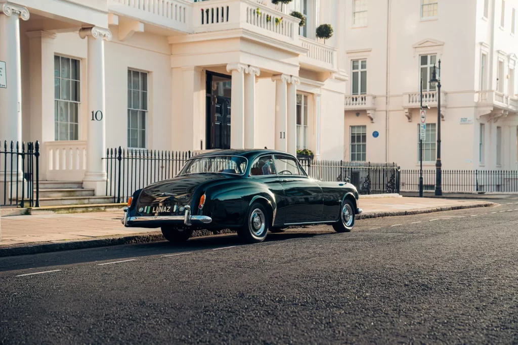 1961 Lunaz Bentley S2 Continental EV 12 Motor16